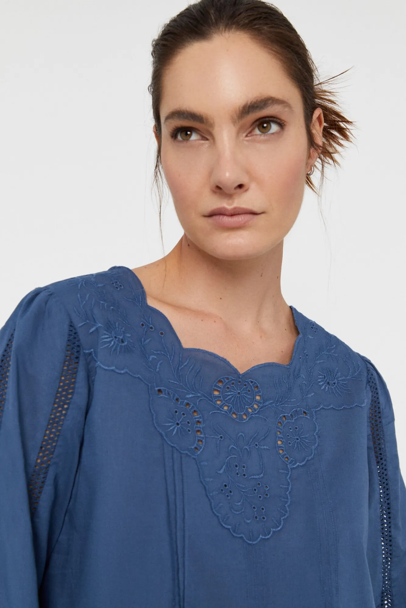 Blusa Bordada^Cortefiel Store