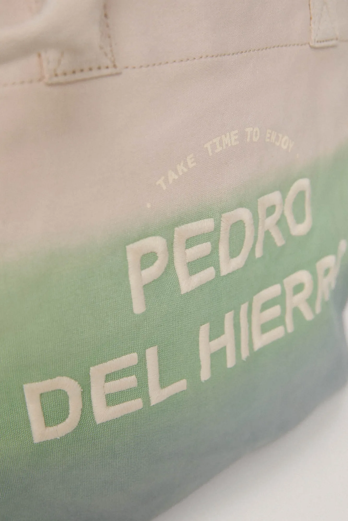 Bolsa Canvas Logo Bordado^Pedro del Hierro New