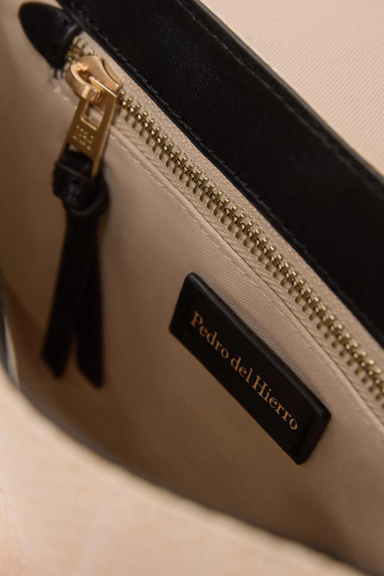 Bolso Bandolera De Piel^Pedro del Hierro Cheap