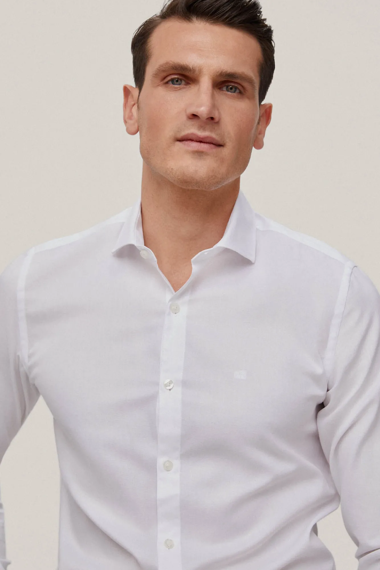 Camisa Lisa Slim Fit Facil Plancha + Antiolor^Pedro del Hierro Best