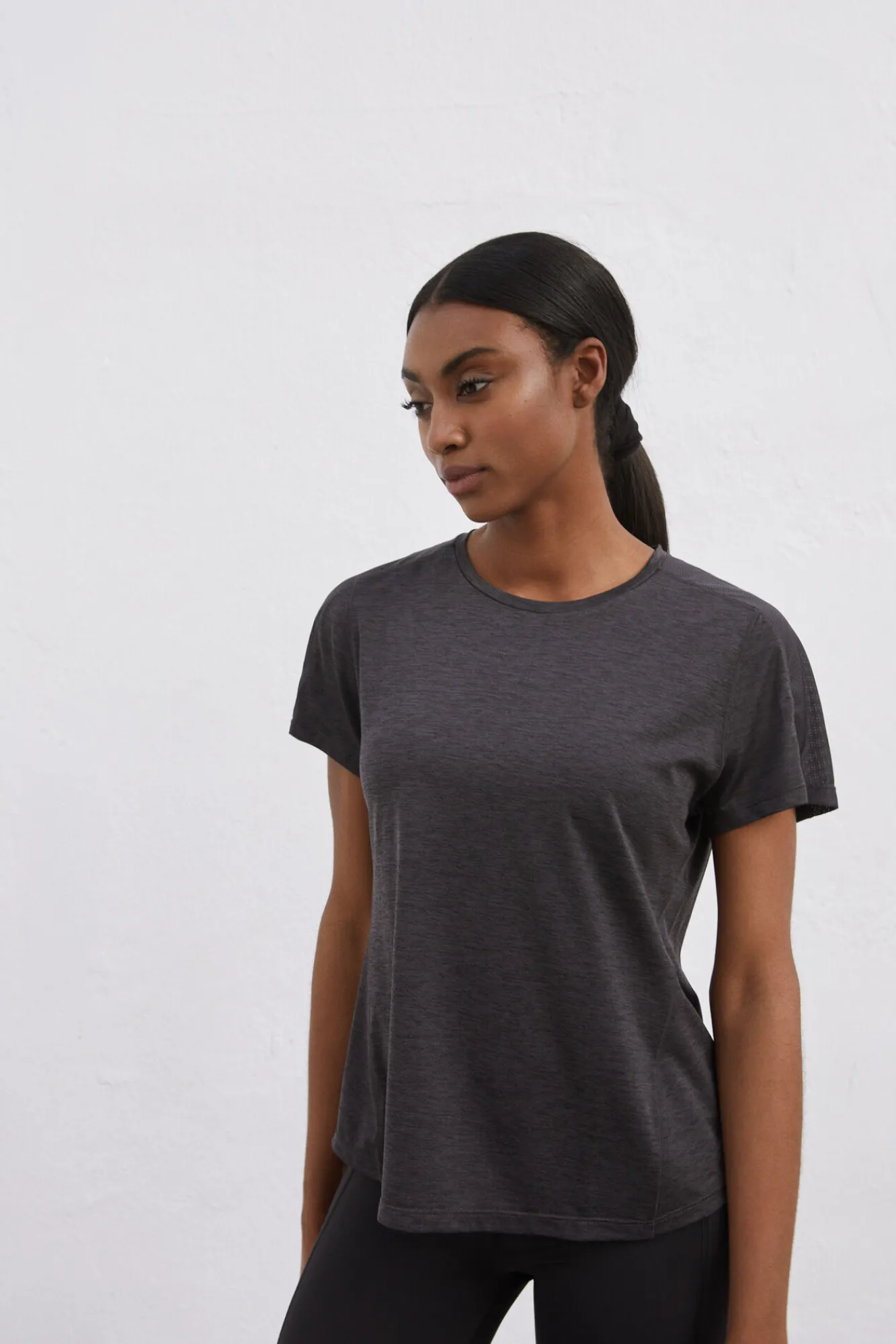 Camiseta Negra Ultraligera^Dash and Stars Shop