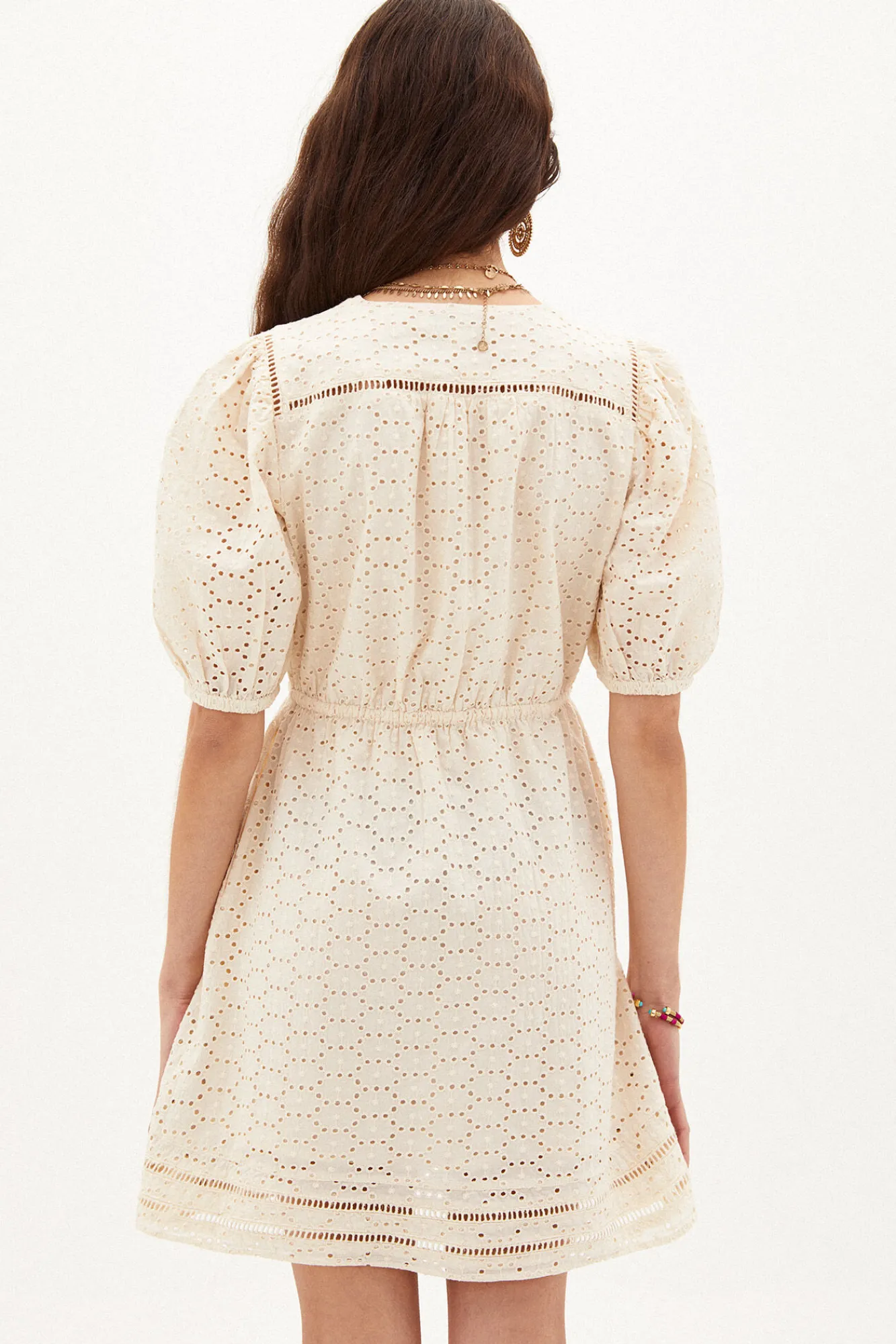 Catarina. Vestido Corto Bordado Ingles^Hoss Intropia New
