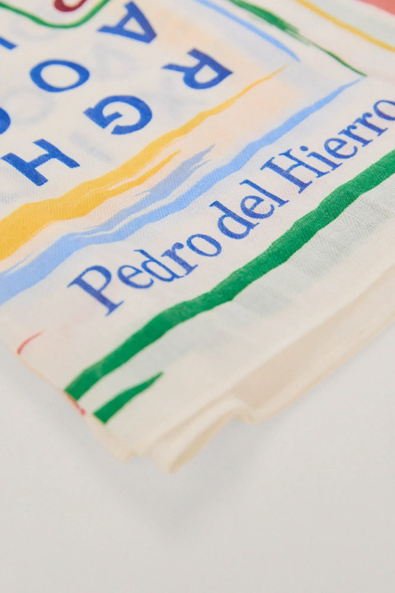 Chal Estampado Logotipo Sopa De Letras^Pedro del Hierro Cheap