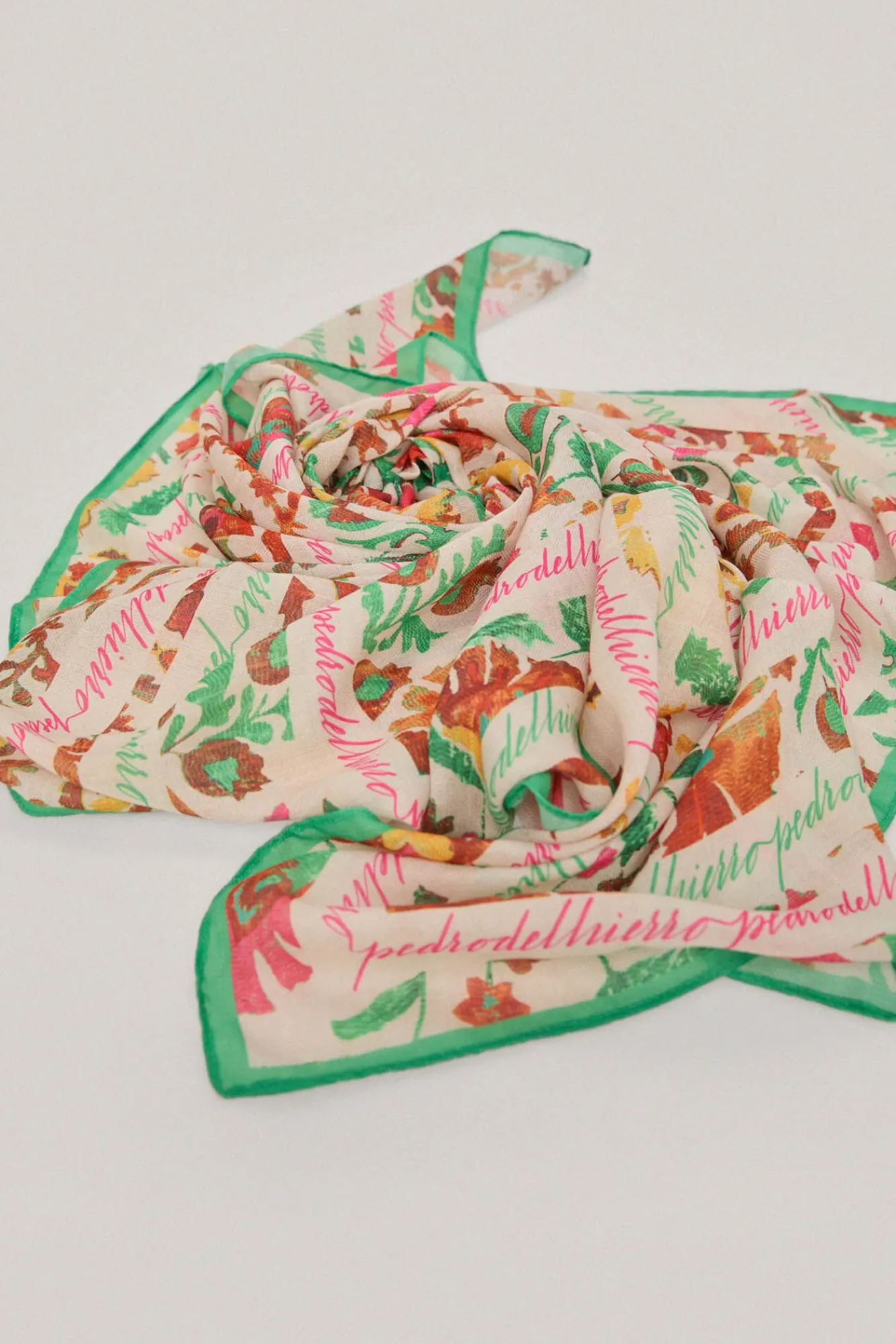 Chal Estampado Motivo Floral^Pedro del Hierro Best Sale