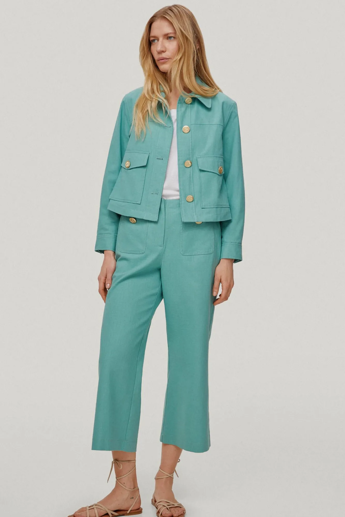 Chaqueta Corta Bolsillos Plastron^Pedro del Hierro New