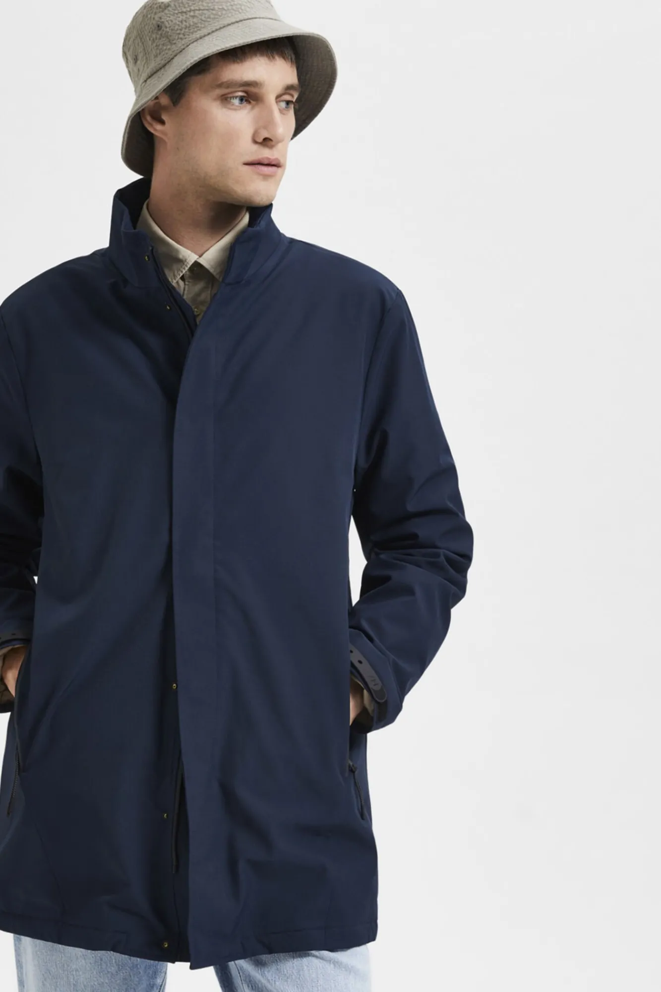 Chaqueta Impermeable 100% Sostenible^Selected Hot