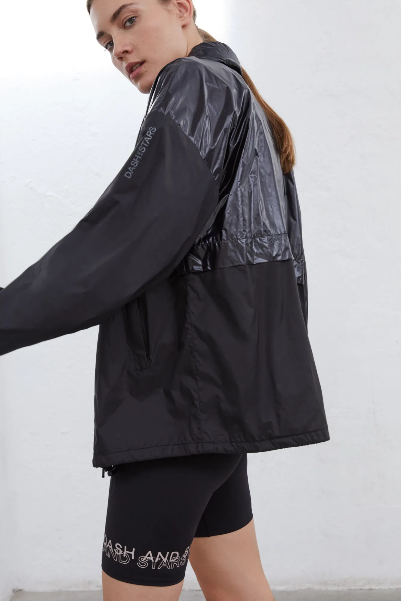 Chaqueta Water Resistant Negra^Dash and Stars Clearance