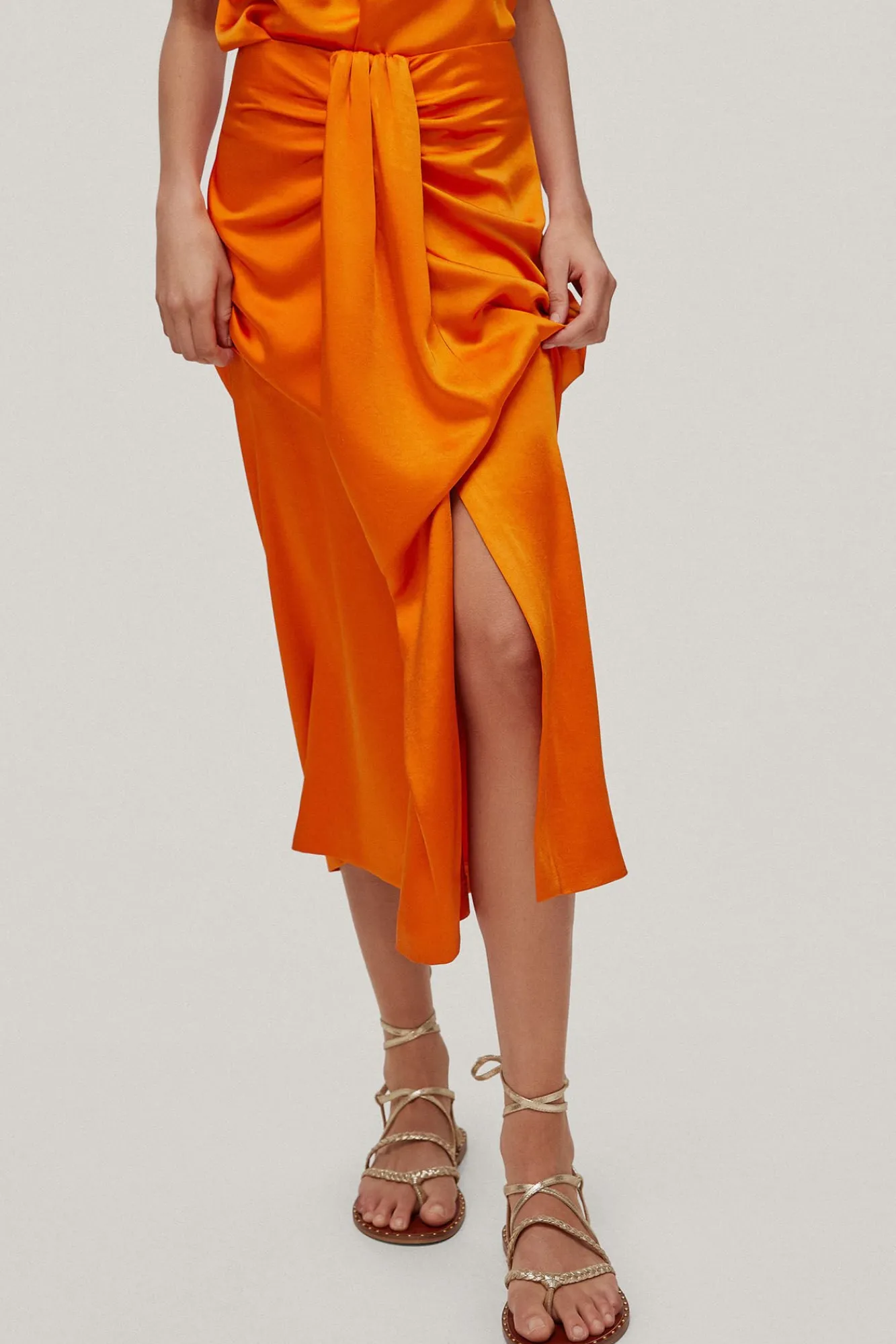Falda Midi Drapeada^Pedro del Hierro Best