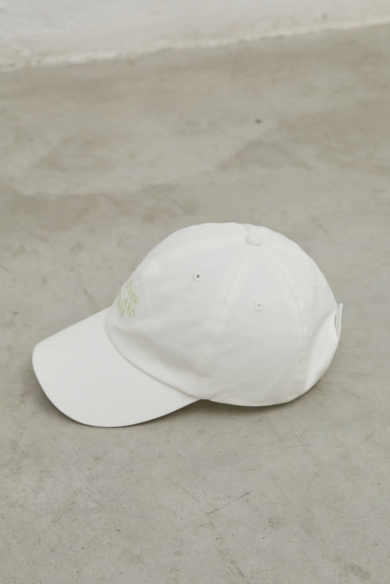 Gorra Blanca Logo Bordado^Dash and Stars Discount