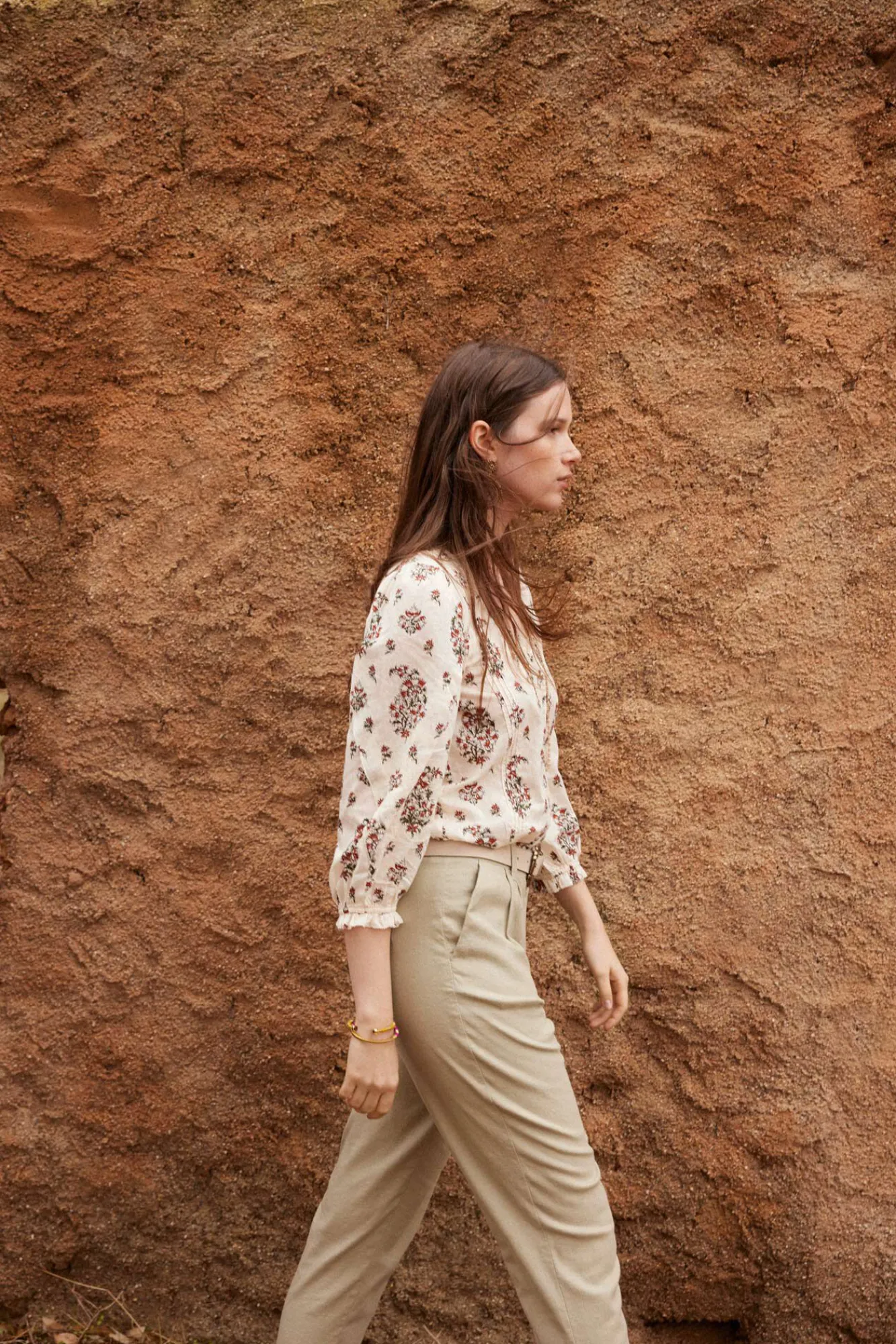 Julieta Pantalon Rustico Con Pinzas^Hoss Intropia Online