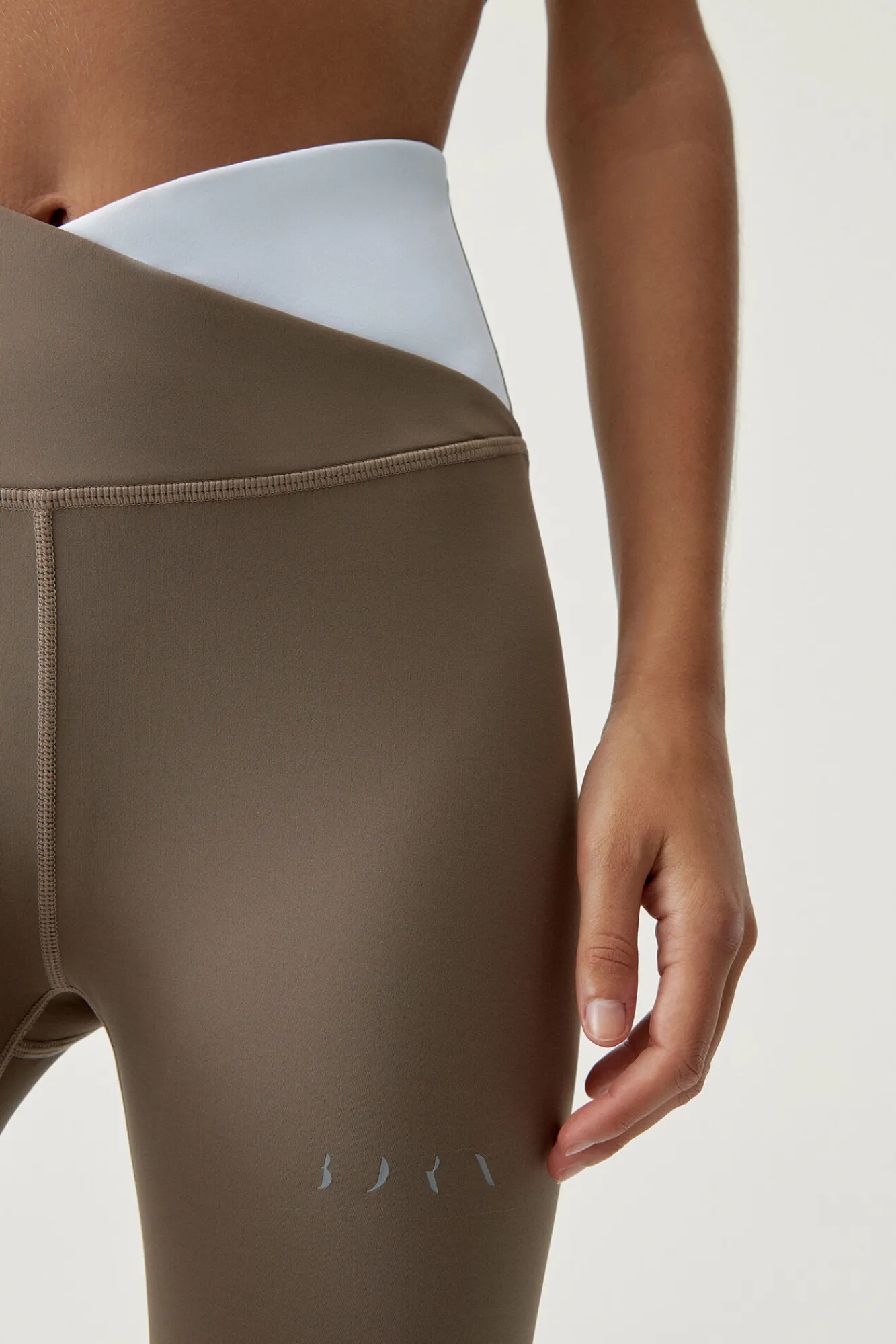 Legging Cleo Fossil/White^Born Living Yoga Outlet