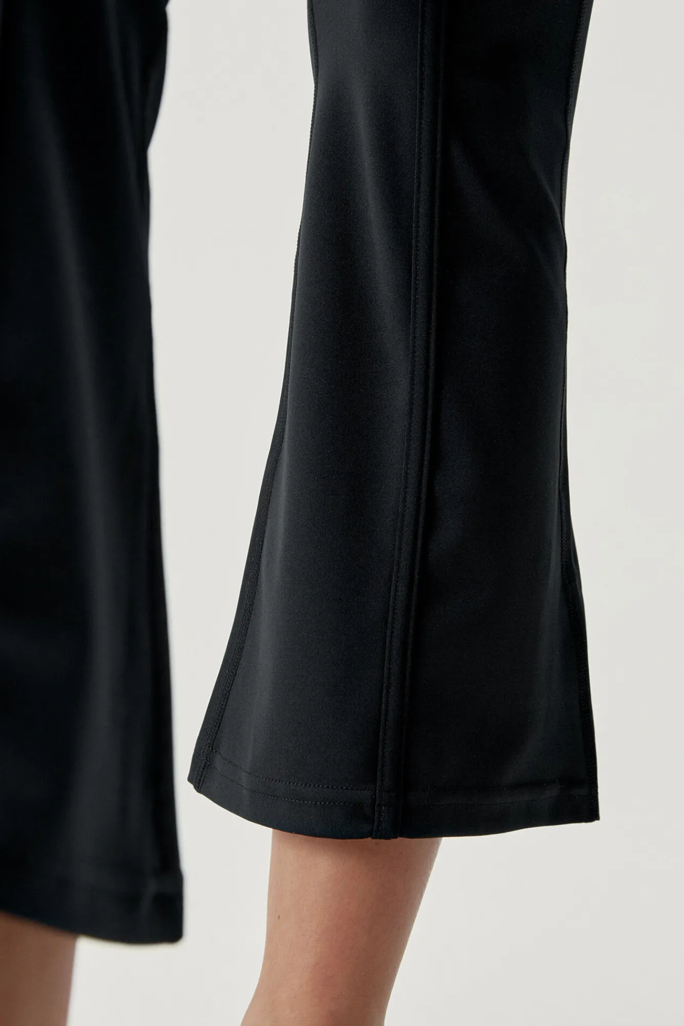 Legging Jin Flare Black^Born Living Yoga Cheap