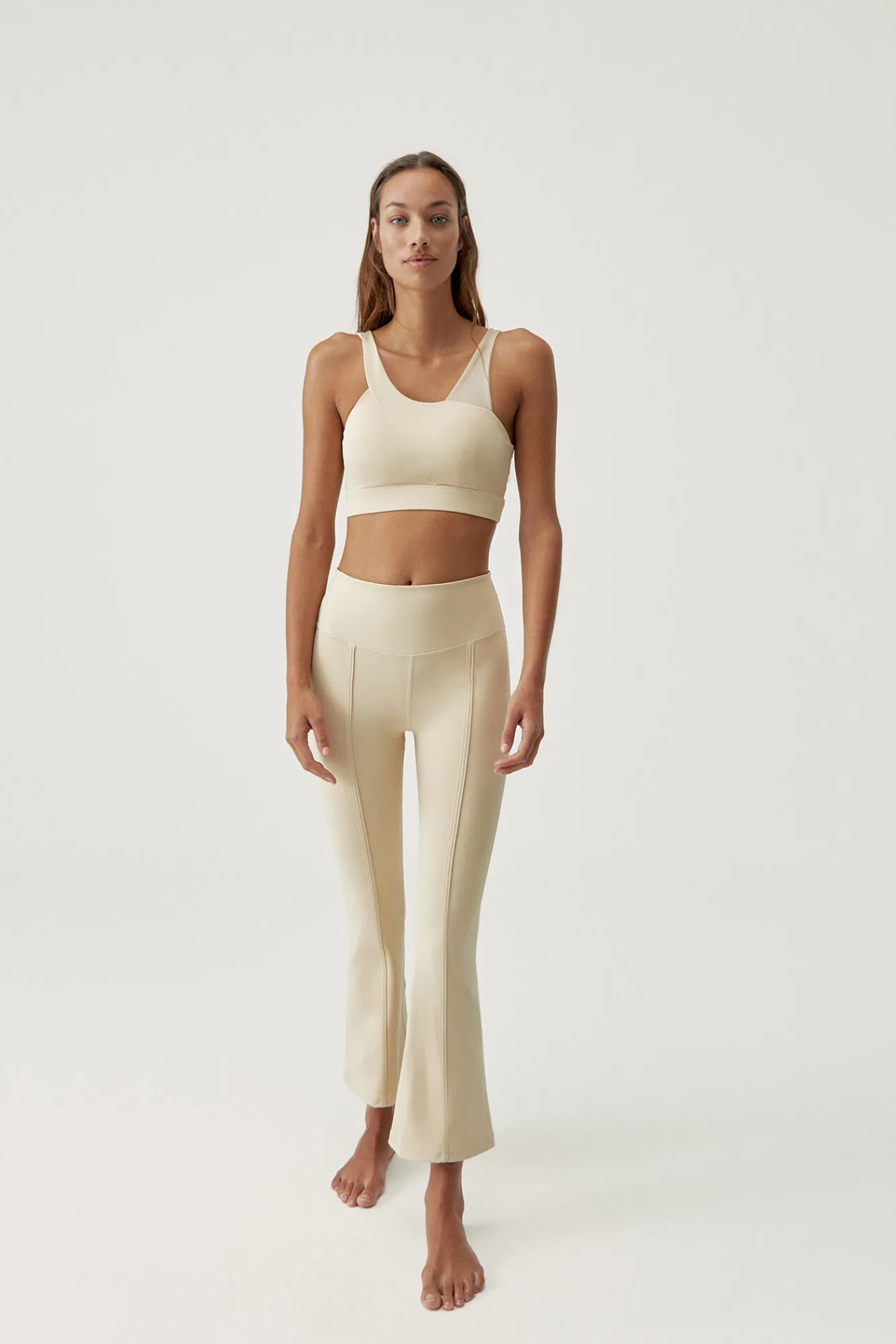Legging Jin Flare Oat Milk^Born Living Yoga Hot