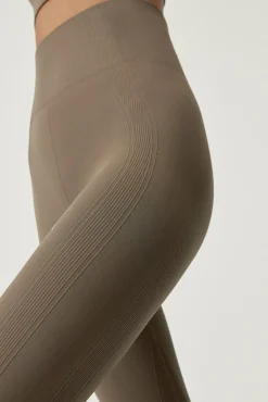 Legging Zina Fossil^Born Living Yoga Discount