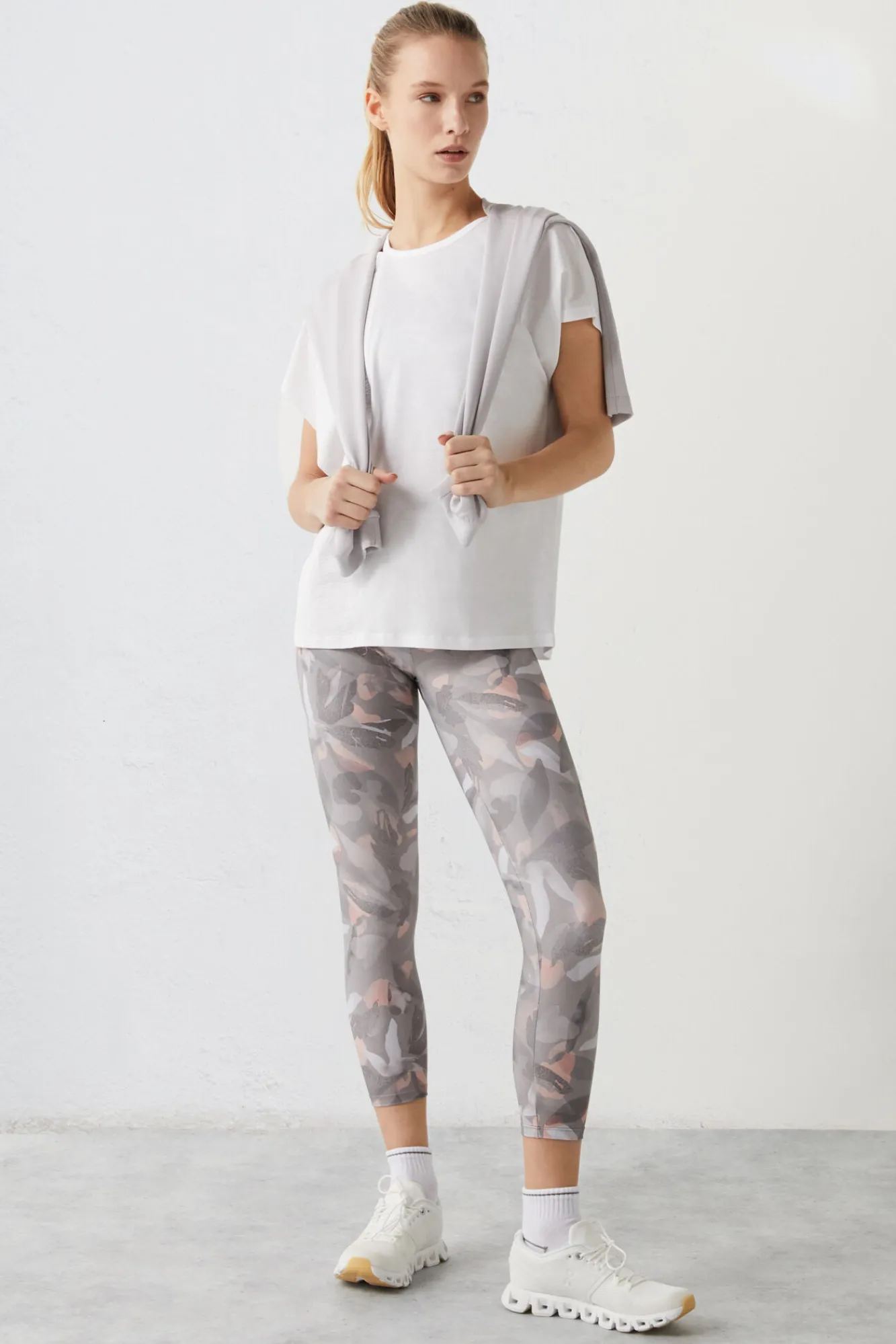Leggings Crop Flores 4D Stretch^Dash and Stars Hot
