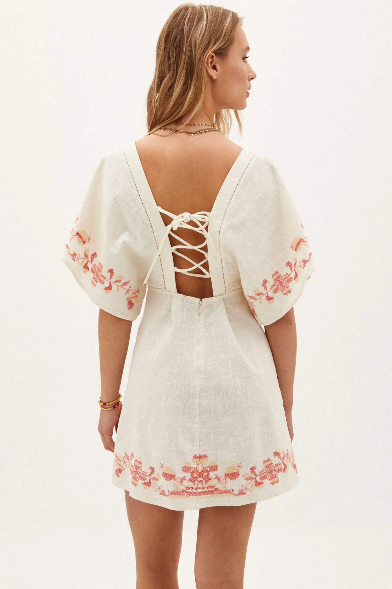 Marisa. Vestido Corto Bordado^Hoss Intropia Cheap