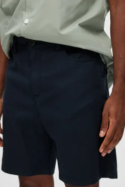 Pantalon Chino Corto De Algodon Reciclado.^Selected Best