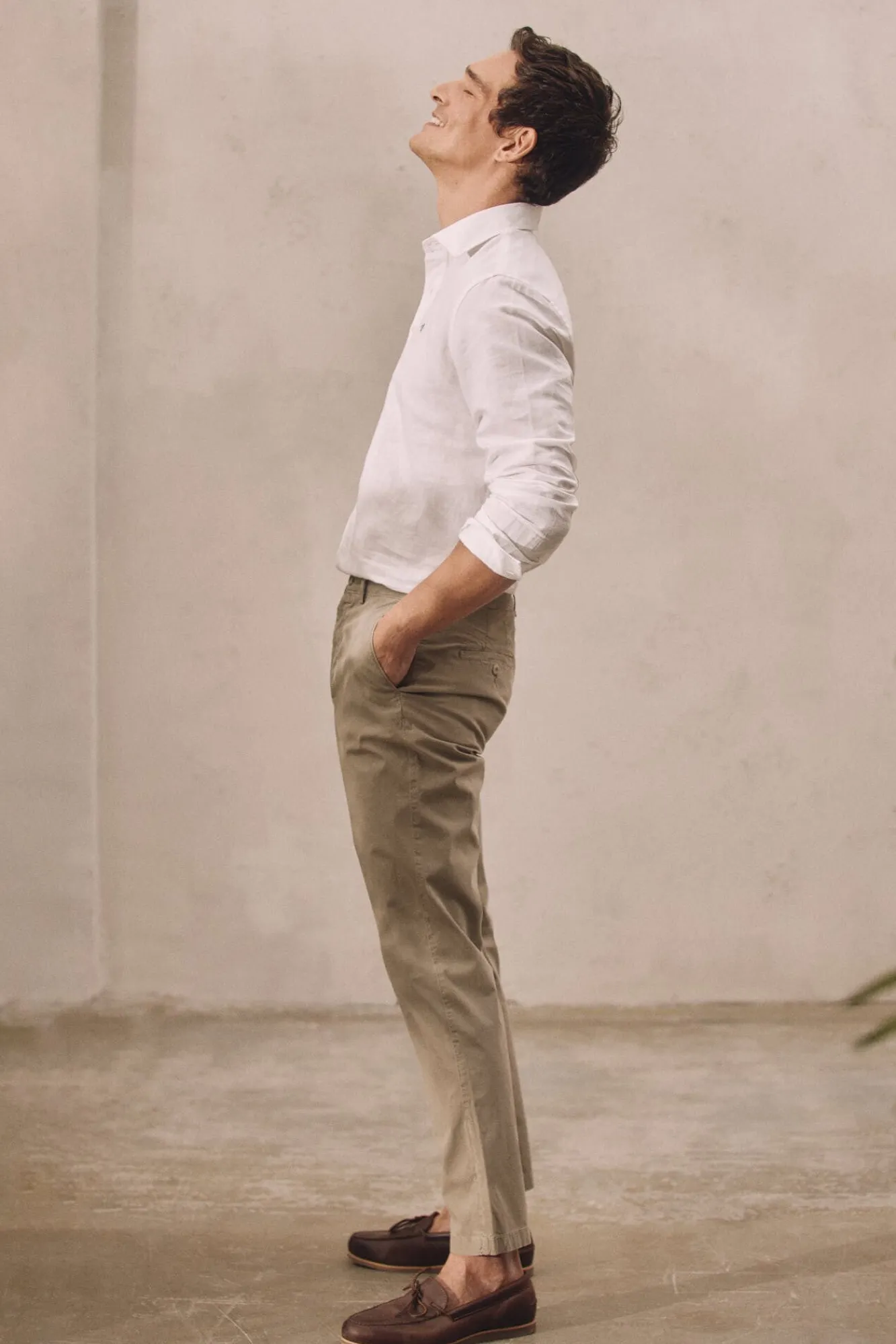 Pantalon Cropped Con Pinzas^Ooto Store