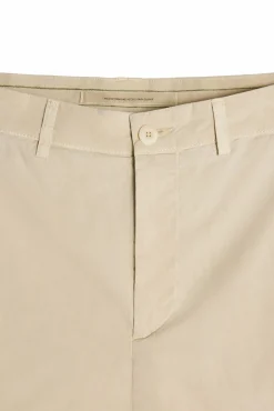 Pantalon Cropped Con Pinzas^Ooto Clearance