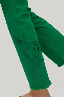 Pantalon Vaquero 5 Bolsillos Flare Fit Cropped Bordado^Pedro del Hierro Store