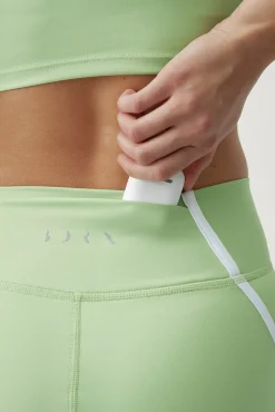 Short Daira Juice/White^Born Living Yoga Flash Sale