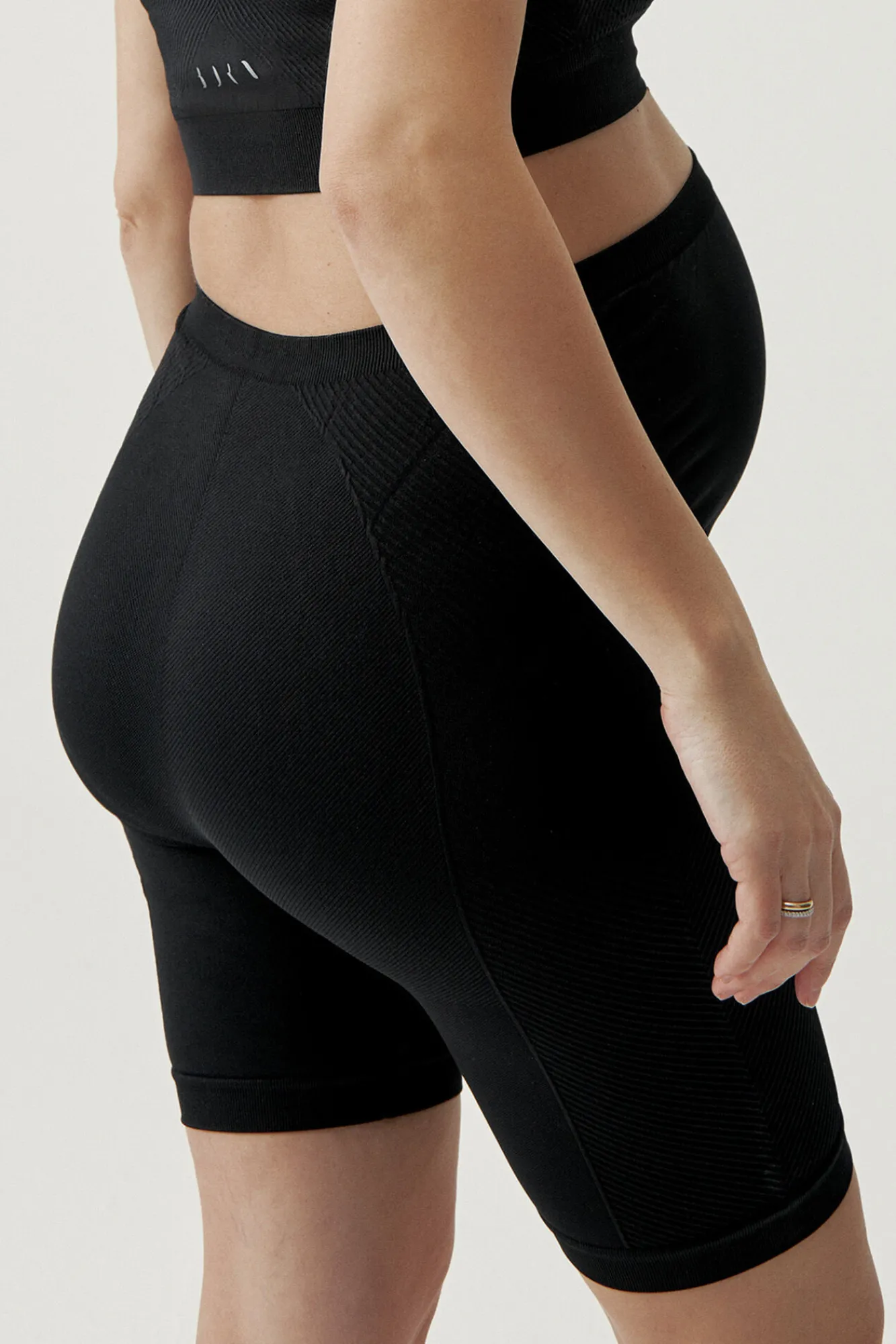 Short Mere Black^Born Living Yoga New