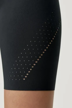 Short Soata Black^Born Living Yoga Sale