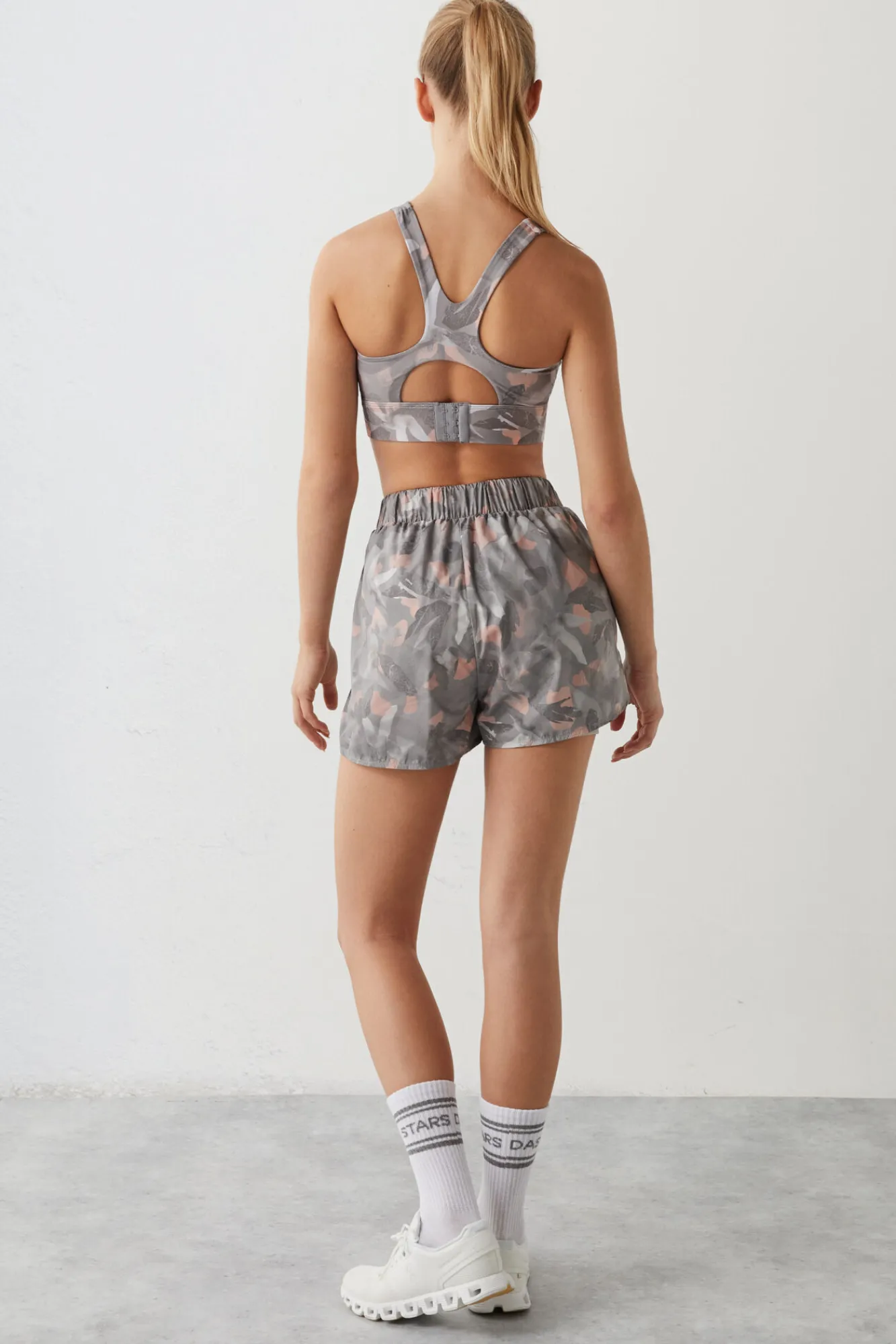Short Tecnico Malla Interior Flores^Dash and Stars Discount