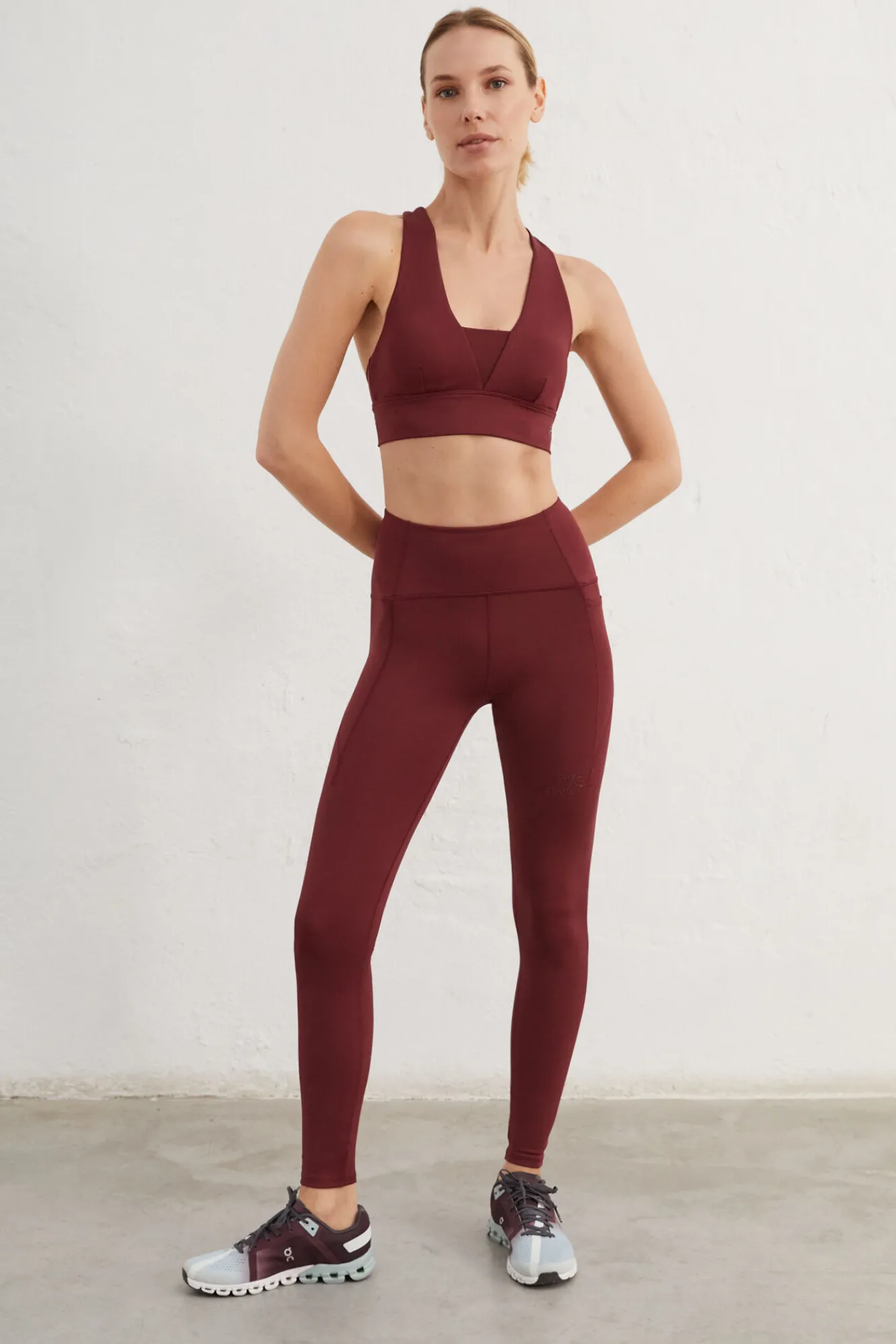 Sujetador Deportivo Granate 4D Stretch^Dash and Stars Cheap