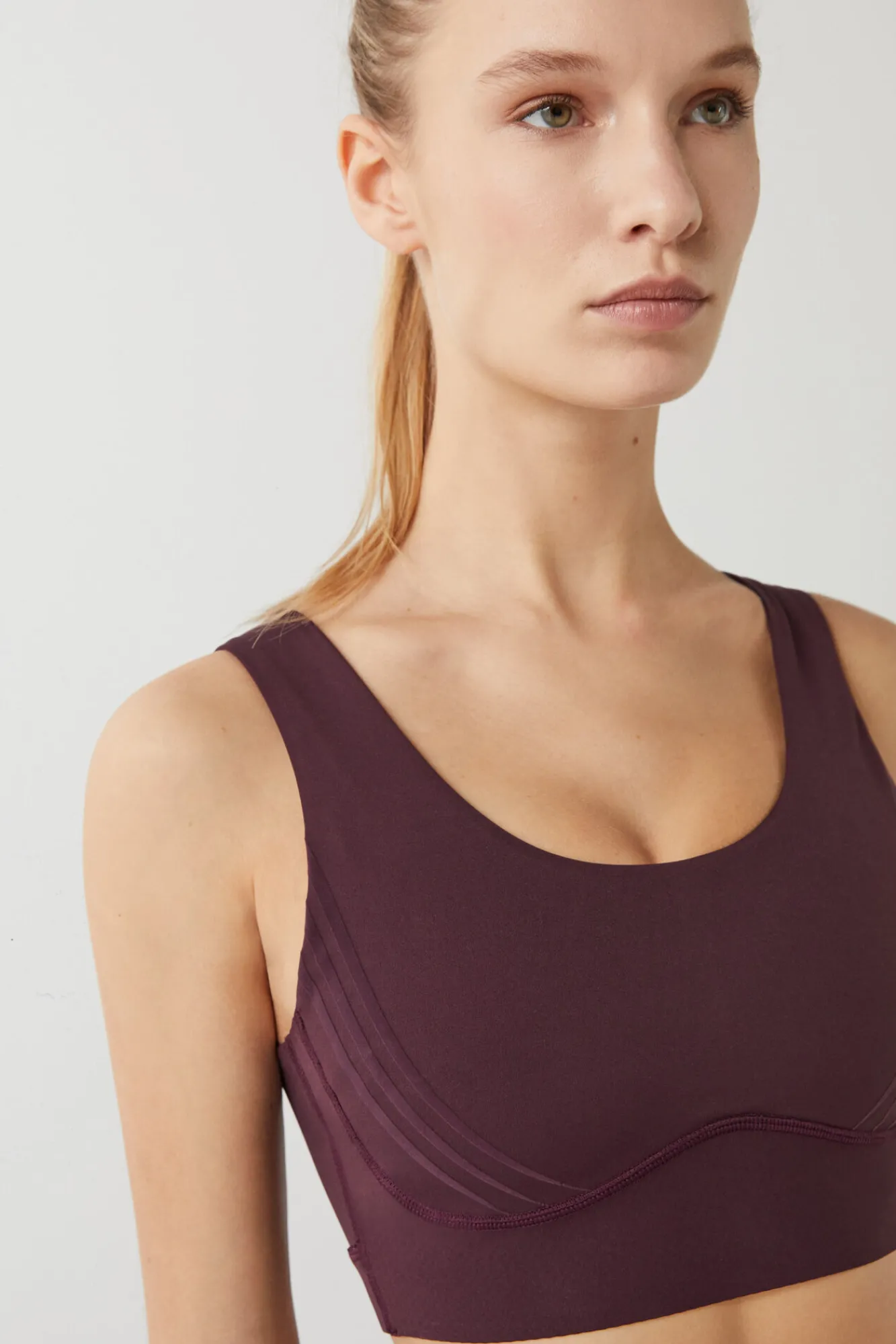 Sujetador Deportivo Morado Power Sculpt^Dash and Stars Store