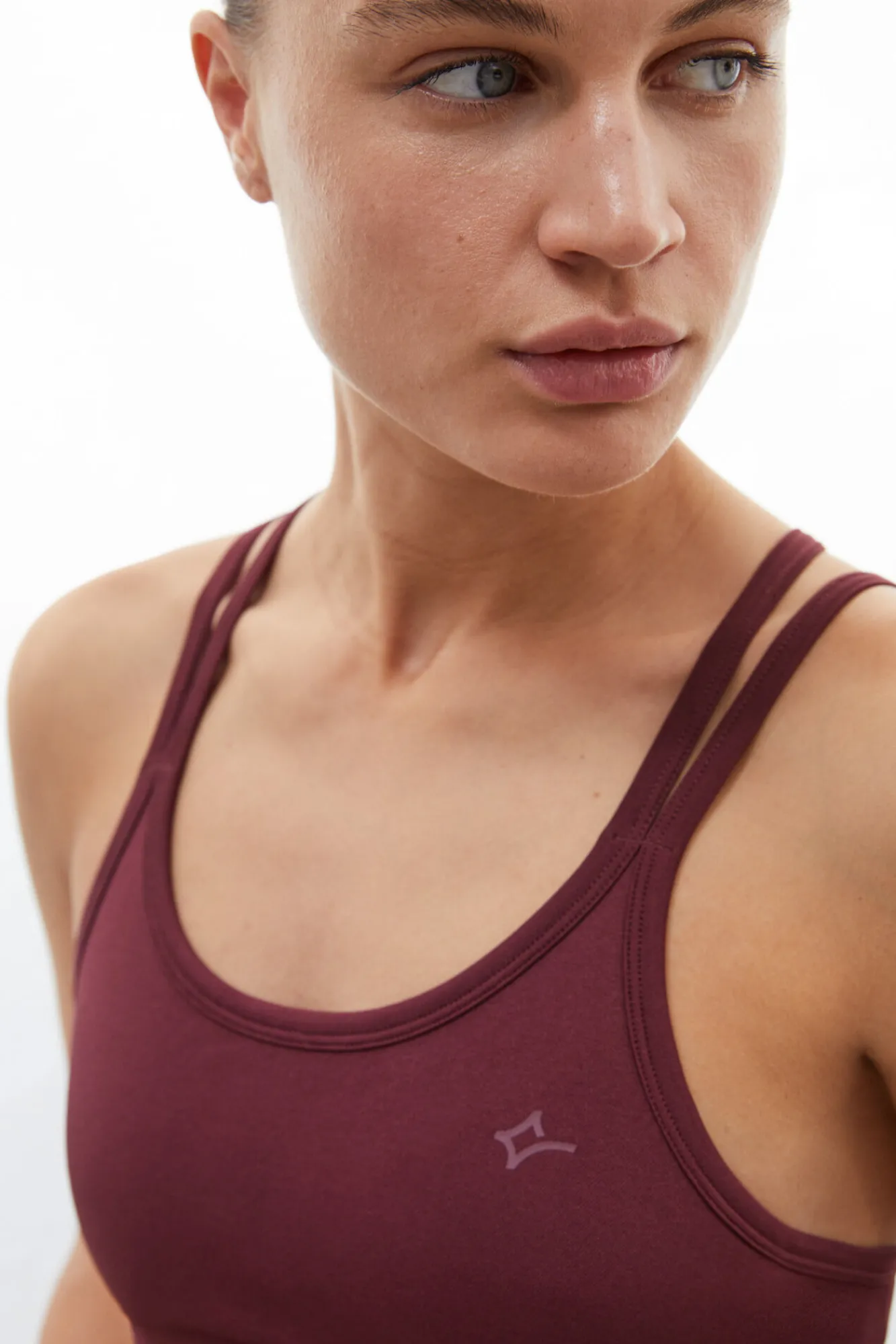 Sujetador Top Deportivo Granate Seamless Comfort^Dash and Stars Fashion