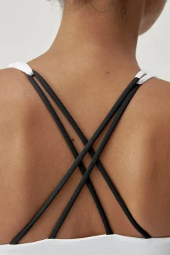 Top Daira White/Black^Born Living Yoga New