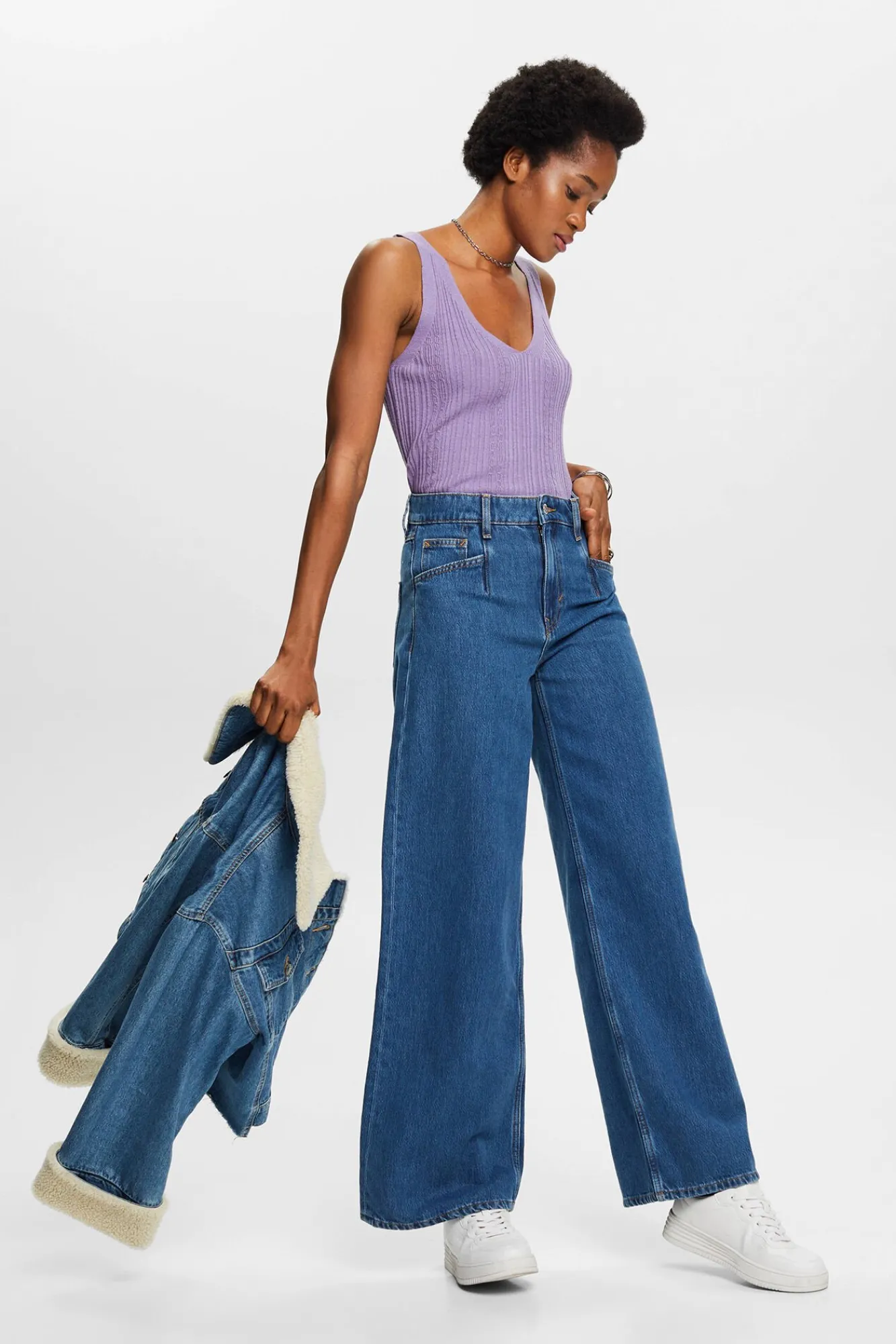 Top De Punto Fino Con Disenos Lino^Esprit Fashion