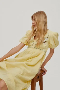 Vestido Largo Rodilla Con Detalle De Bordados Florales.^Pedro del Hierro Sale
